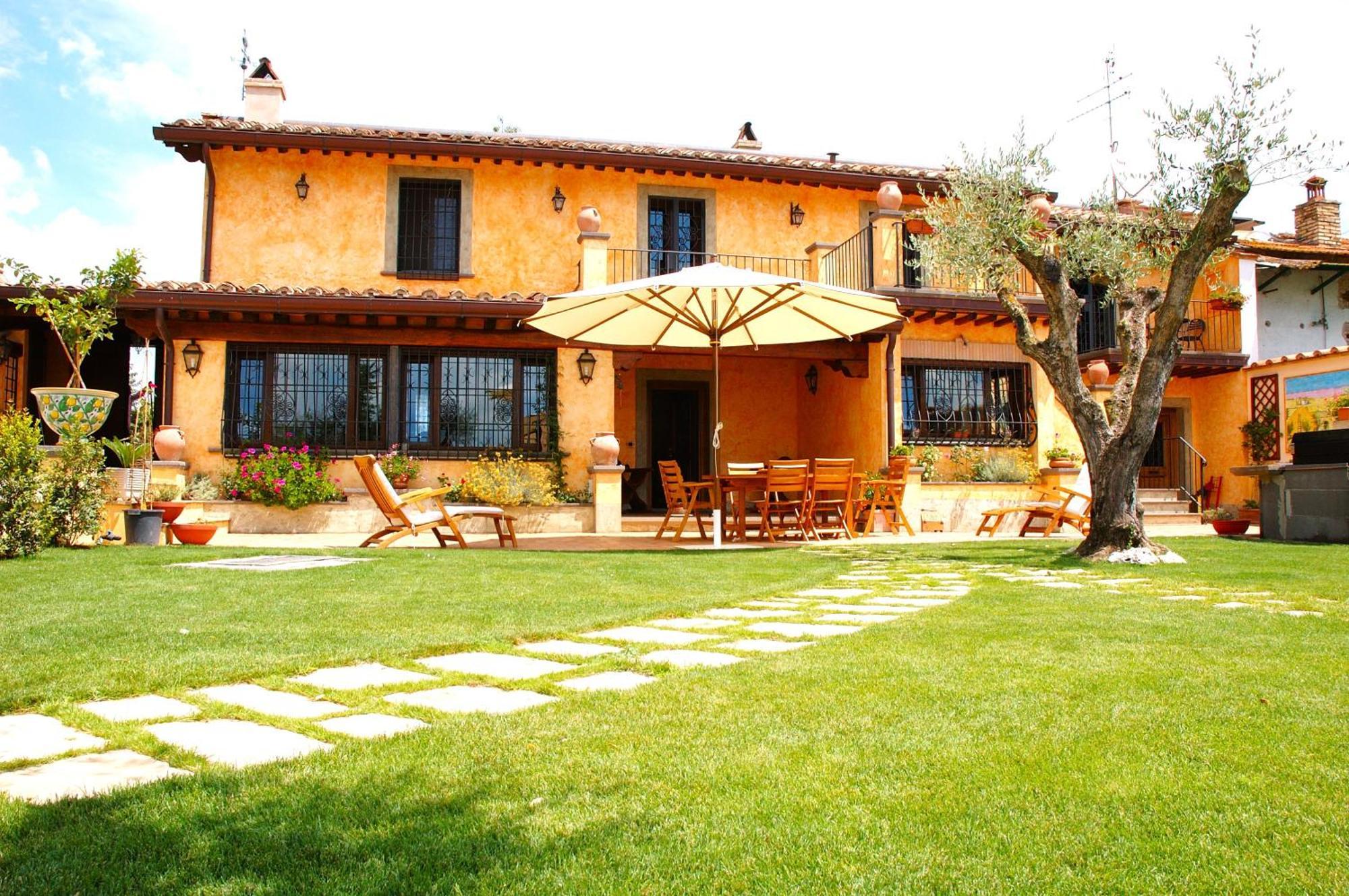 La Valle Dei Casali Con Piscina E Natura A 3*