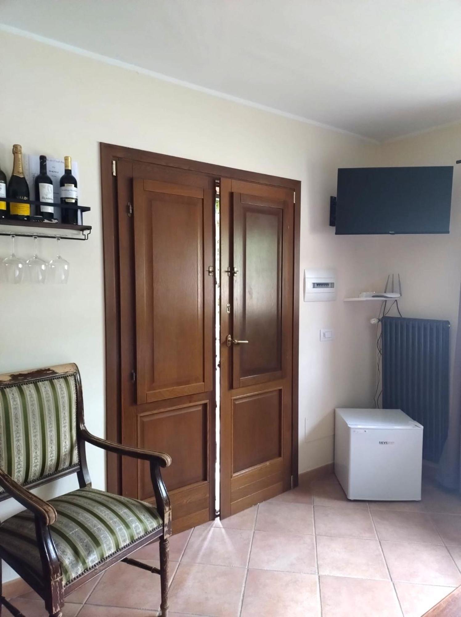Couette-café La Valle Dei Casali Con Piscina E Natura A