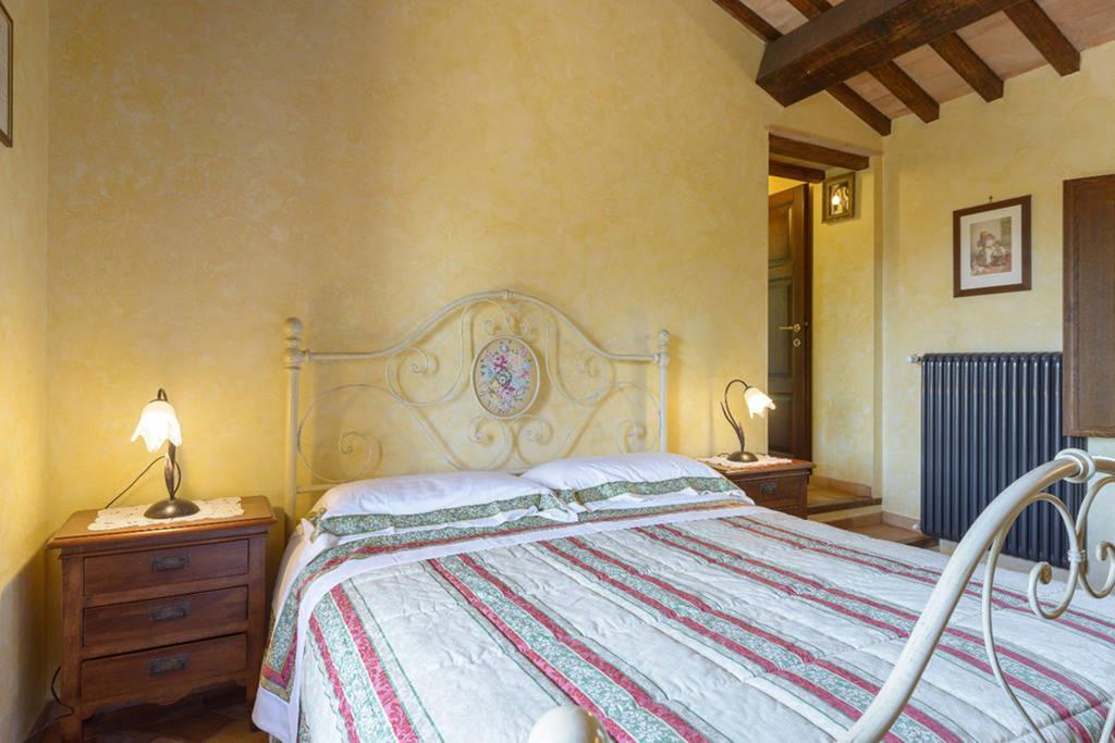 La Valle Dei Casali Con Piscina E Natura A Bed & Breakfast 3*